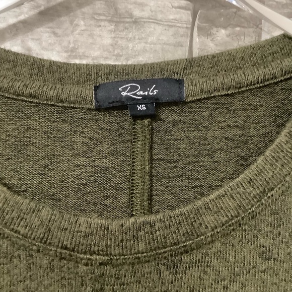 Rails Iggy moss long sleeve top XS (W329) - Picture 2 of 9